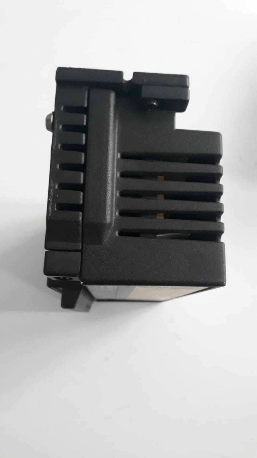 GE FANUC GENIUS I/O BLOCK IC660TBD024K / IC660EBD024T