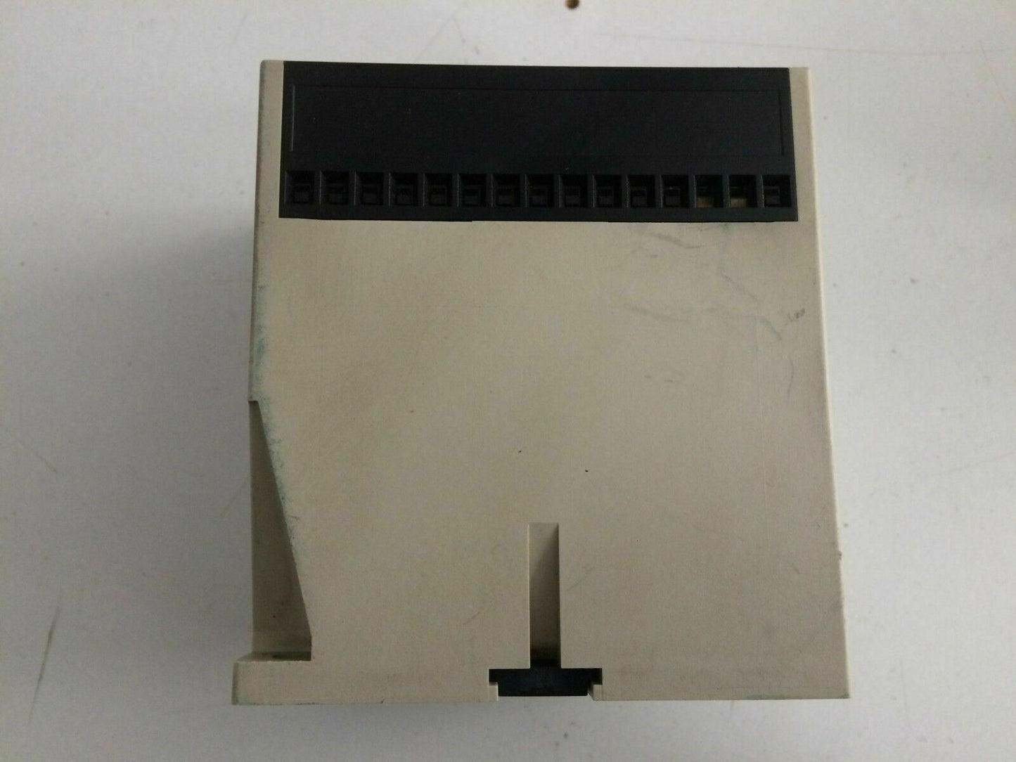 MEGACON KCQ331A SYNCHRONISER RELAY AUX.VOLTS 100/120V 50/60Hz