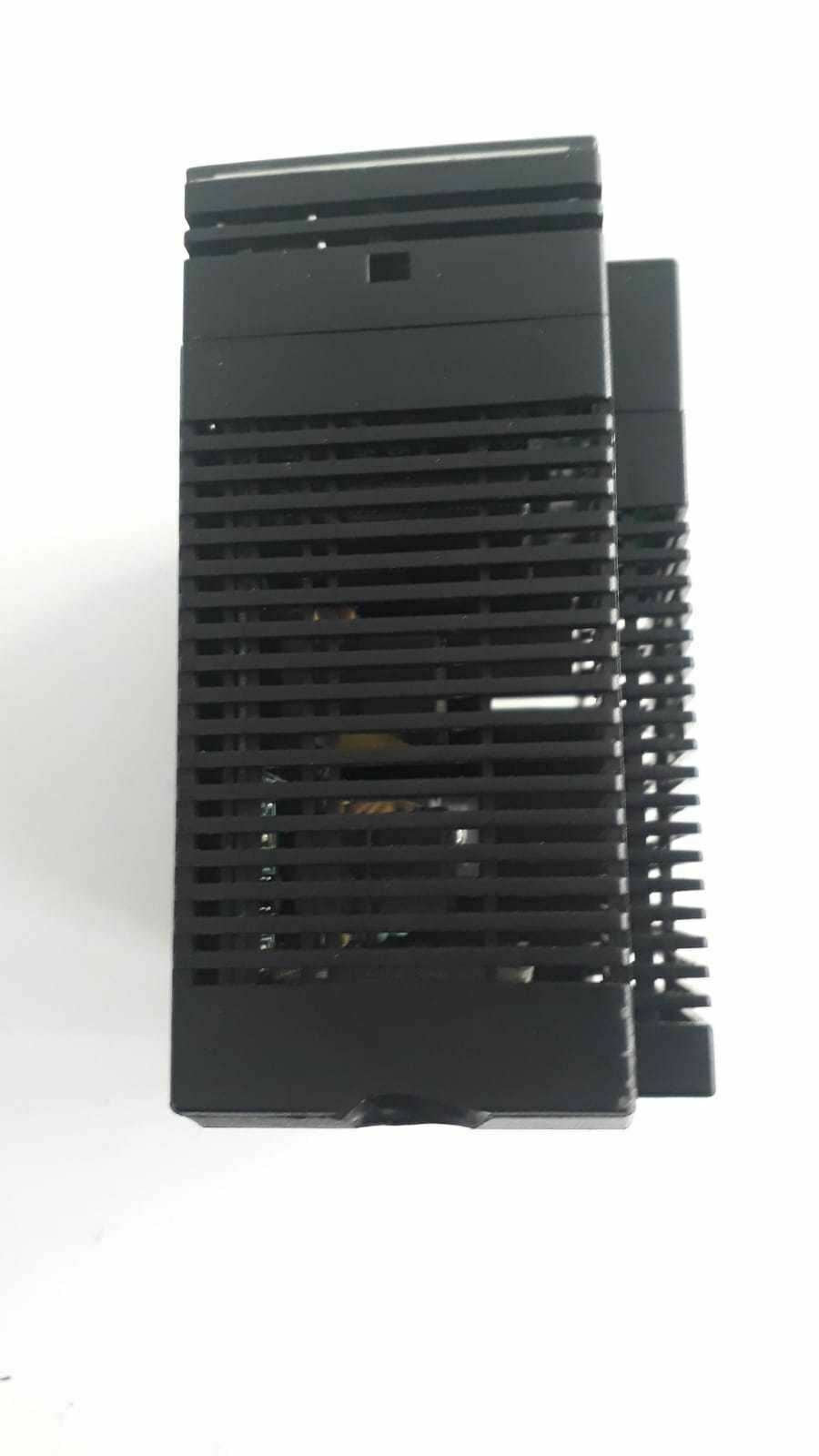 GE Fanuc IC693PWR321Z Power Supply