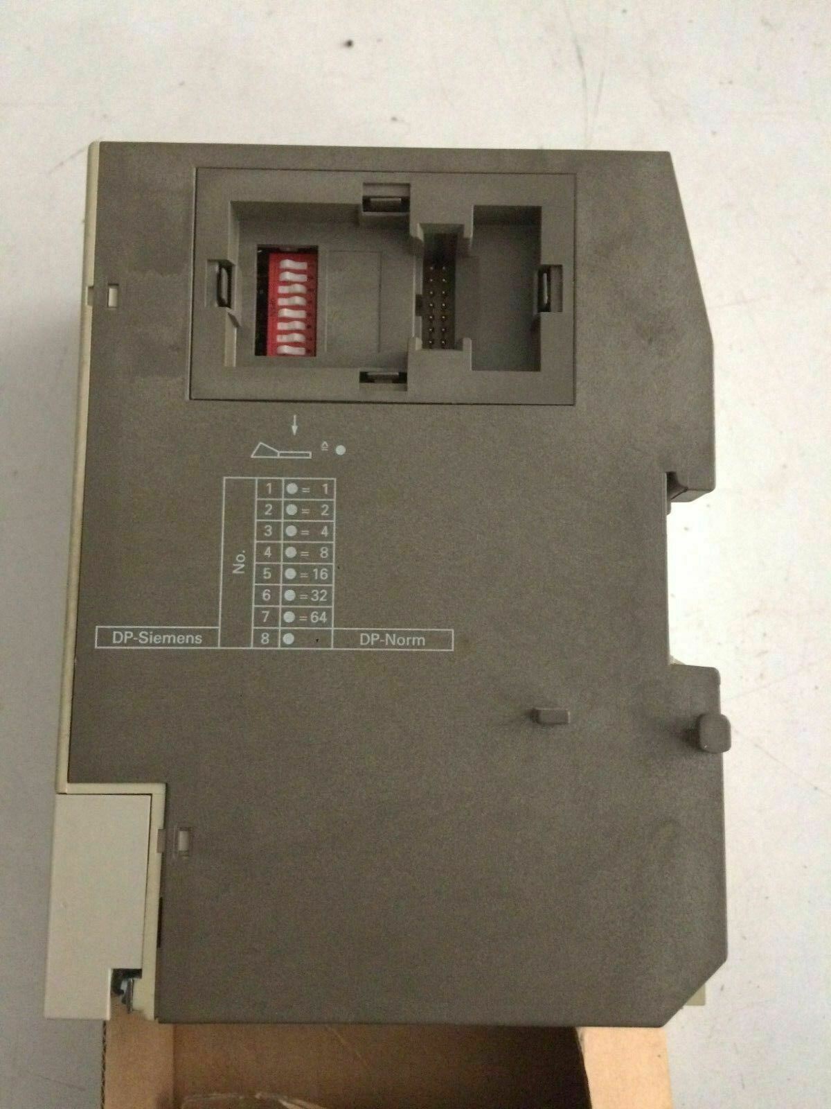 6ES53188MB12 - SIEMENS - 6ES5318-8MB12 / Interface module 6es5 318 8mb12