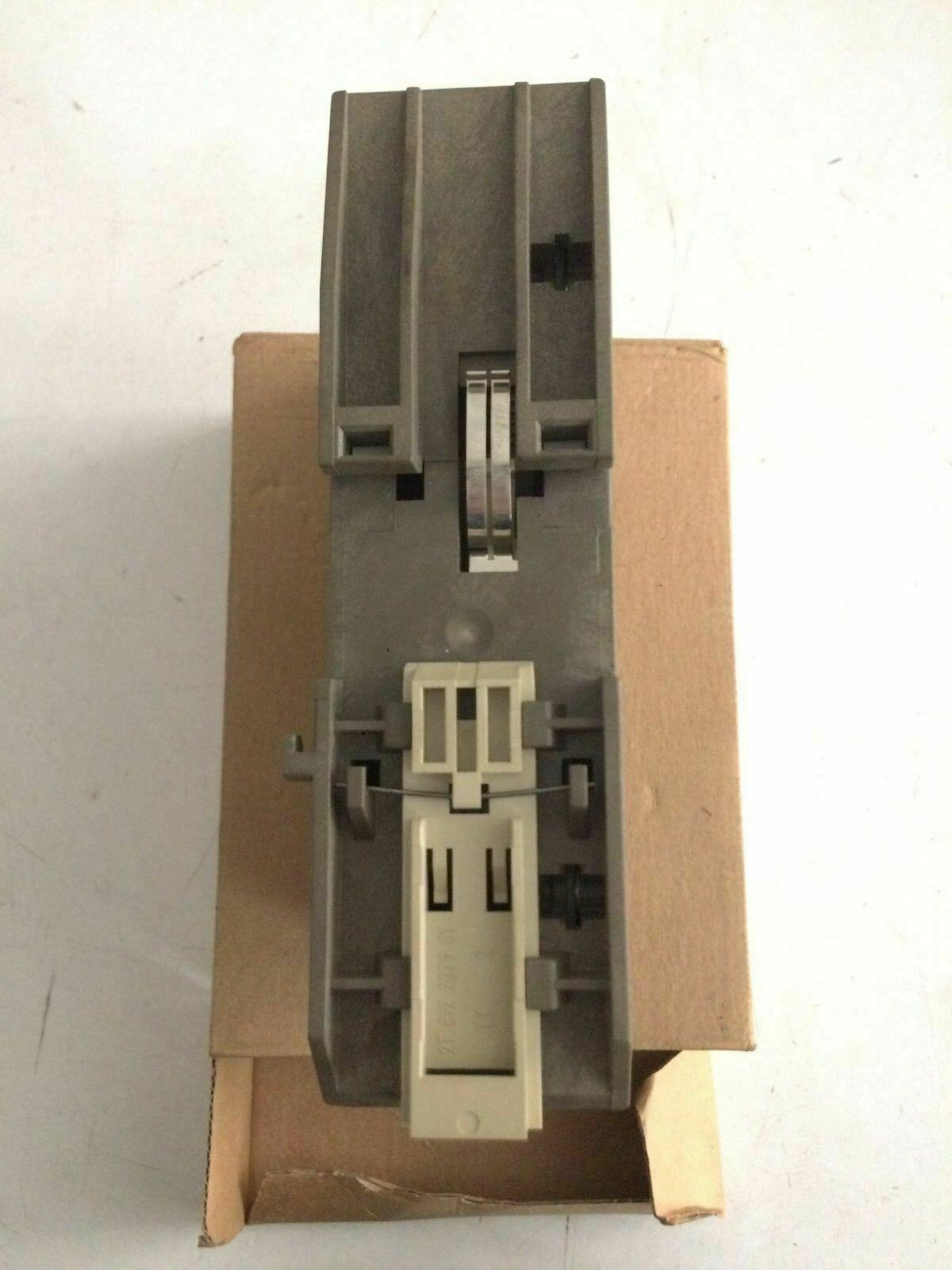 6ES53188MB12 - SIEMENS - 6ES5318-8MB12 / Interface module 6es5 318 8mb12