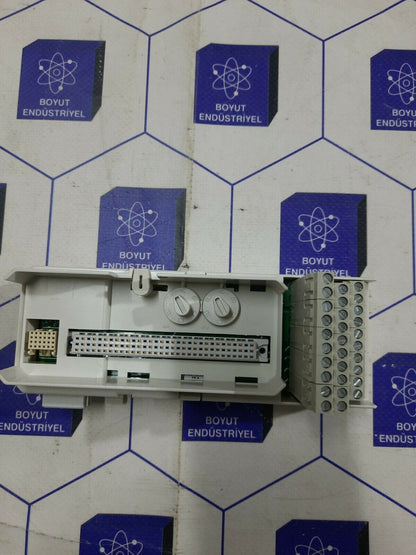 ABB S800 I/O TU810V1 3BSE013230R1 3bse13230r1