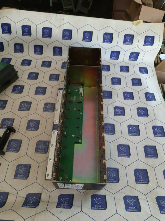 Honeywell 900r08r-0101 900R08R-0101 8 slot hc900 controller