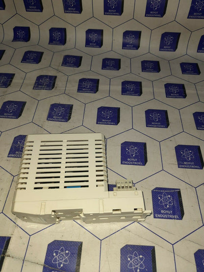 ABB 3BSE013208R1 Module Bus Cluster Modem Type TB820V2 PR:E