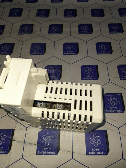 ABB 3BSE013208R1 Module Bus Cluster Modem Type TB820V2 PR:E