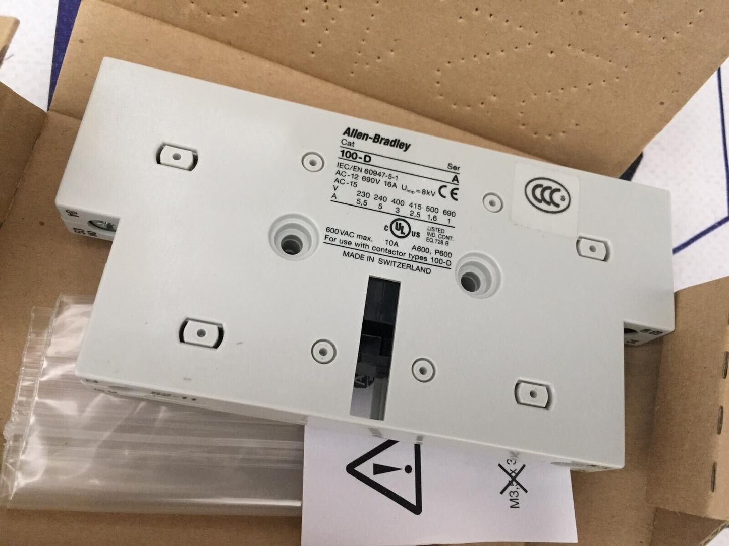 ALLEN BRADLEY 100-DS2-11 / 100DS211