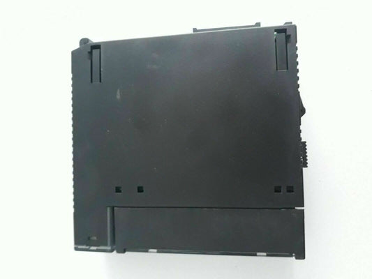 GE FANUC IC693MDL740 E Output Module
