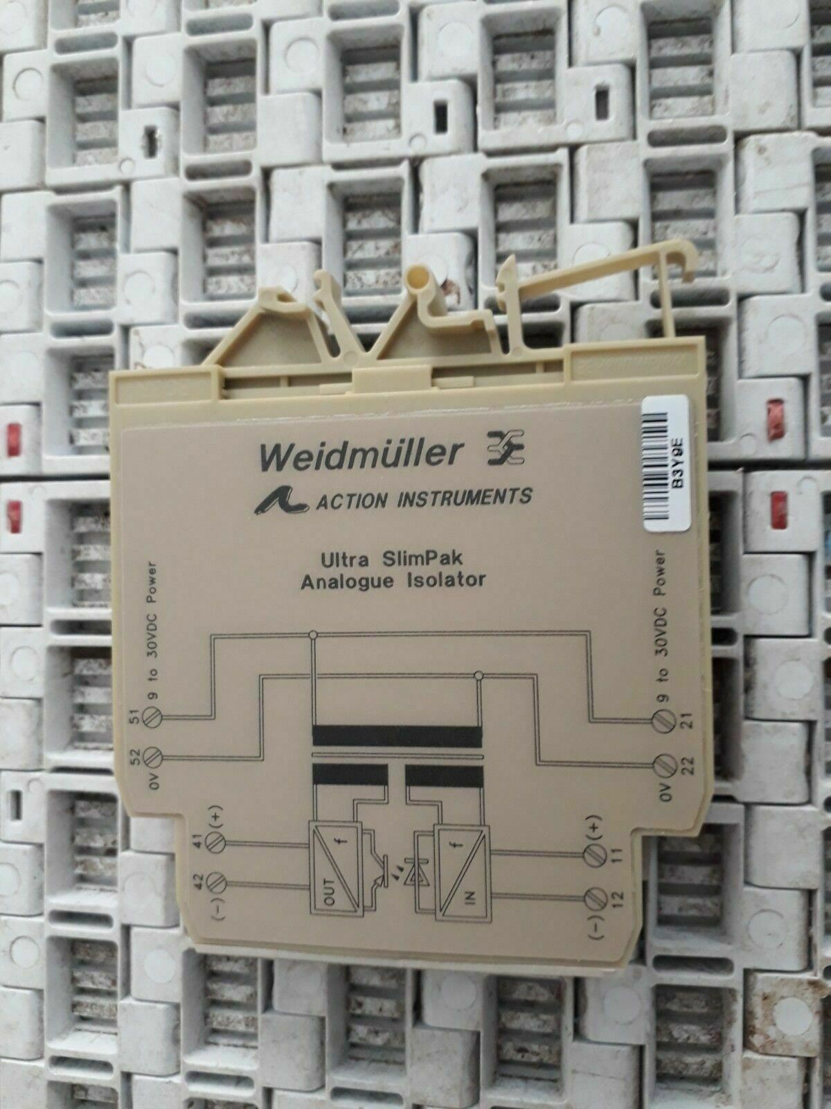 Weidmuller 832730 Ultra Slimpak Analogue Isolator