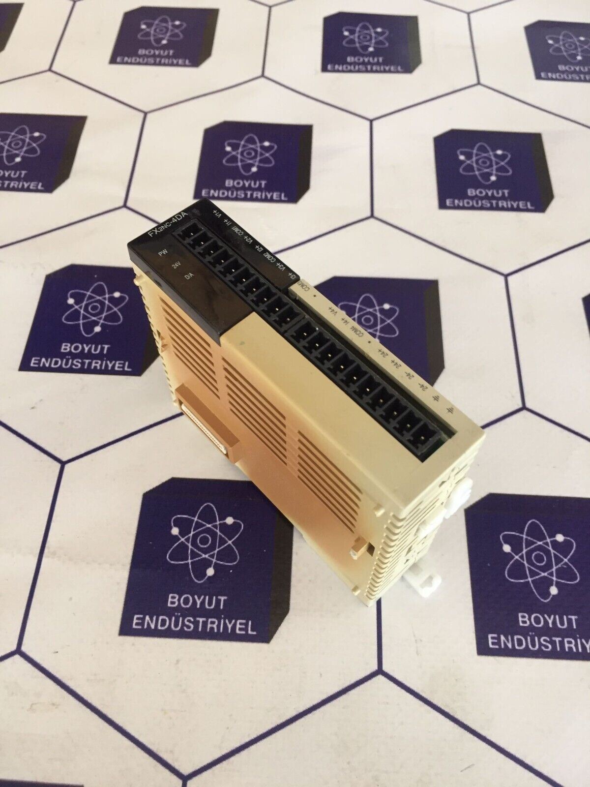 MITSUBISHI FX2NC-4DA ANALOG INPUT MODULE