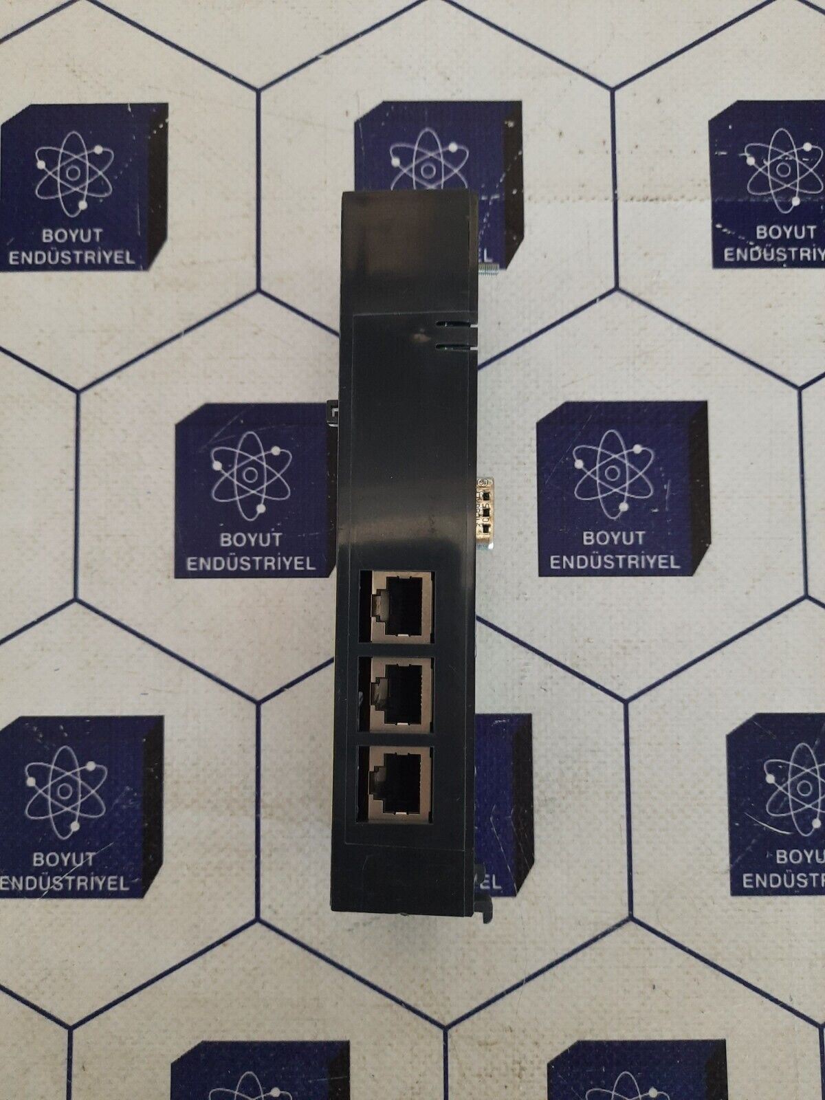 SCHNEIDER ELECTRIC LPCT CCA 670 CURRENT INPUT CONNECTOR