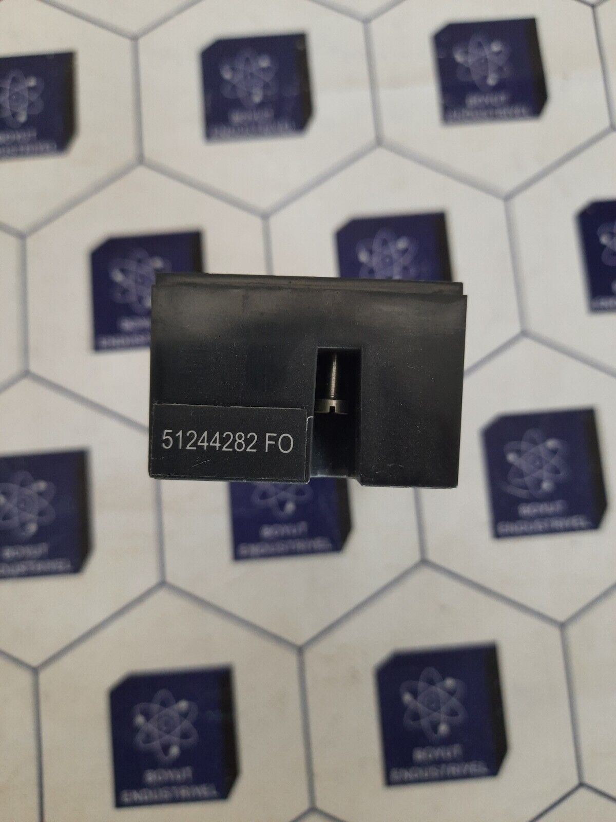 SCHNEIDER ELECTRIC LPCT CCA 670 CURRENT INPUT CONNECTOR