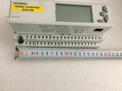 Siemens HVAC products RLU232 Heather Controller  Free Express Shipping
