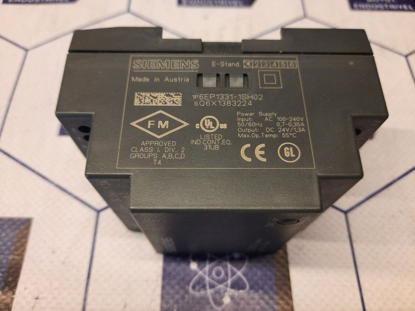 SIEMENS 6EP1331-1SH02  LOGO POWER 24V/1.3A POWER SUPPLY