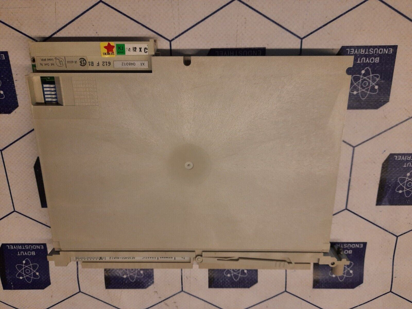 SIEMENS 6ES5451-4UA12  MODULE DIGITAL OUTPUT F/ESD SYSTEM PANEL