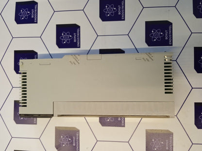 SCHNEIDER 140AVIO3000  140AVI03000 140AV1O3000 MODICION QUANTUM