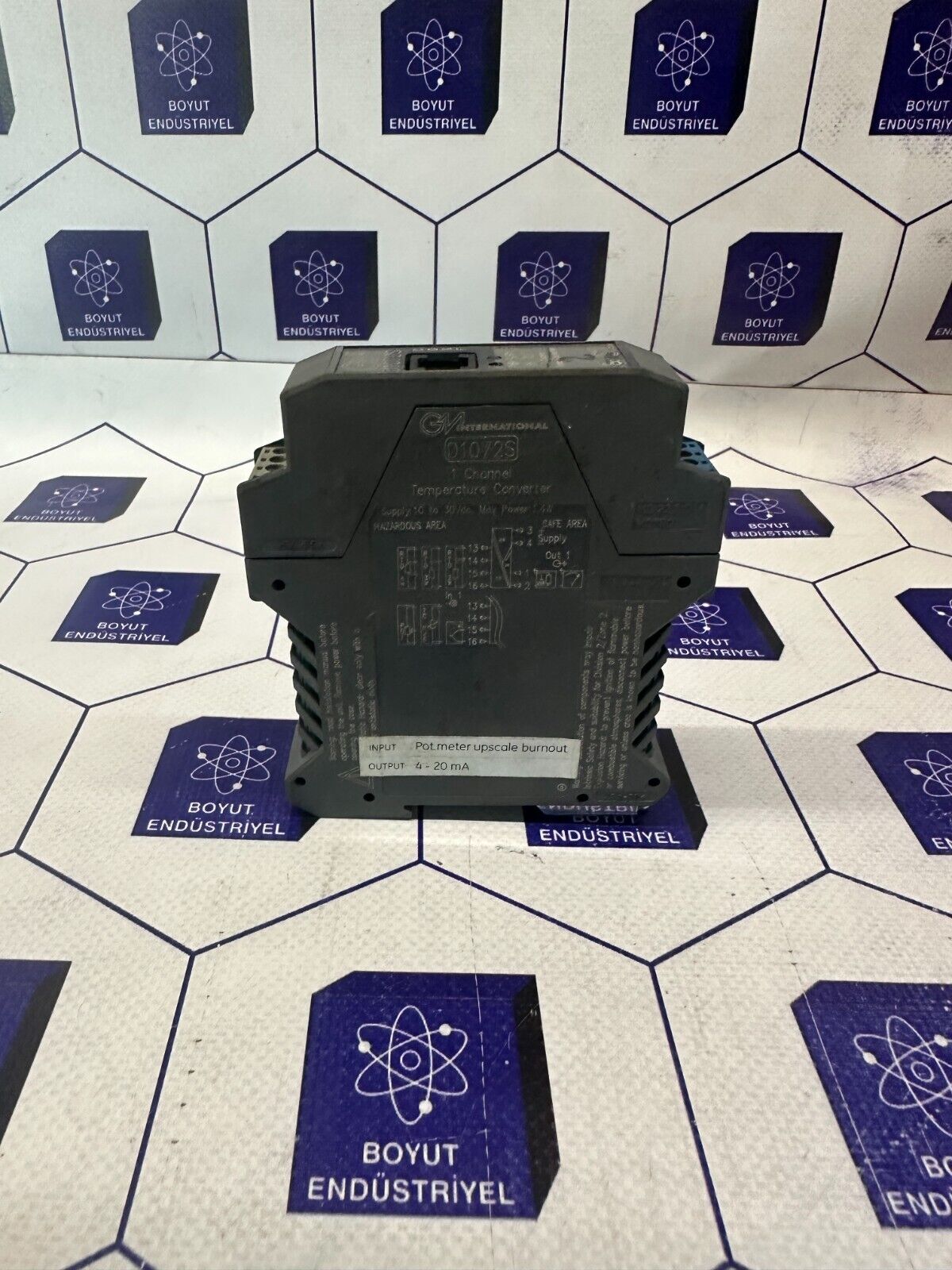 GM INTERNATIONAL 1CHANNEL TEMPERATURE CONVERTER D1072S D 1072 S