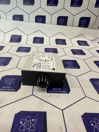 CARLO GAVAZZI ASYMMETRICAL RECYCLER TIMER PCB01DM24