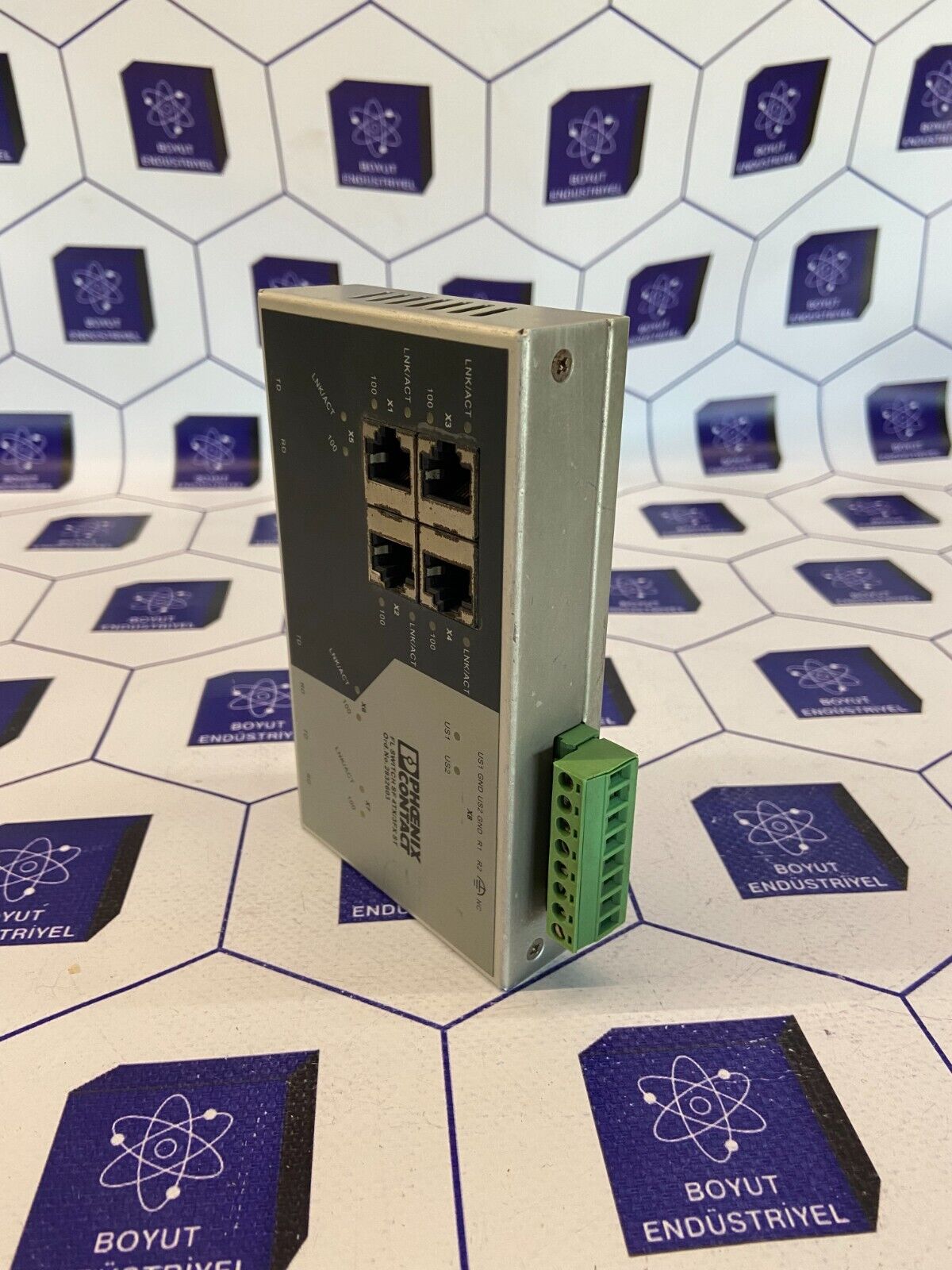 PHOENIX CONTACT  FL SWITCH SF 4TX/3FX ST  ORD NO: 2832603