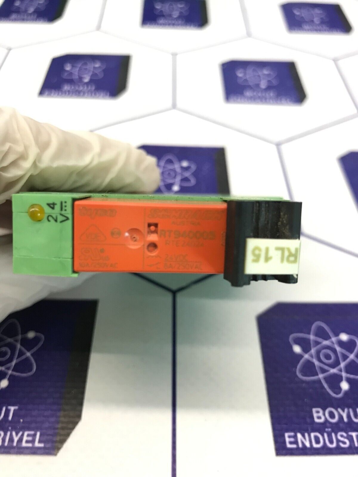 PHOENIX CONTACT 586 FILLING MILL ROAD  PLC-RSC-24DC/21-21 2980461 ATEX  31ZN