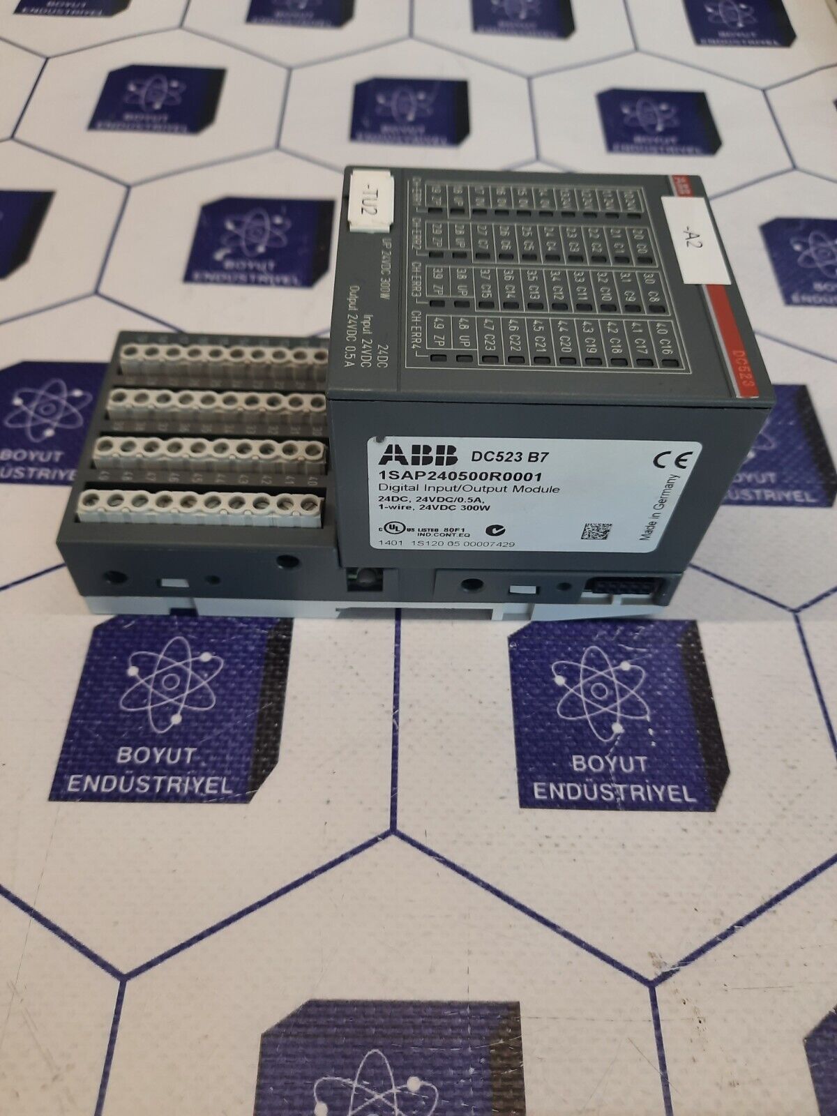 ABB -1SAP240500R0001- DC523 B7-DIGITAL INPUT/OUTPUT MODULE