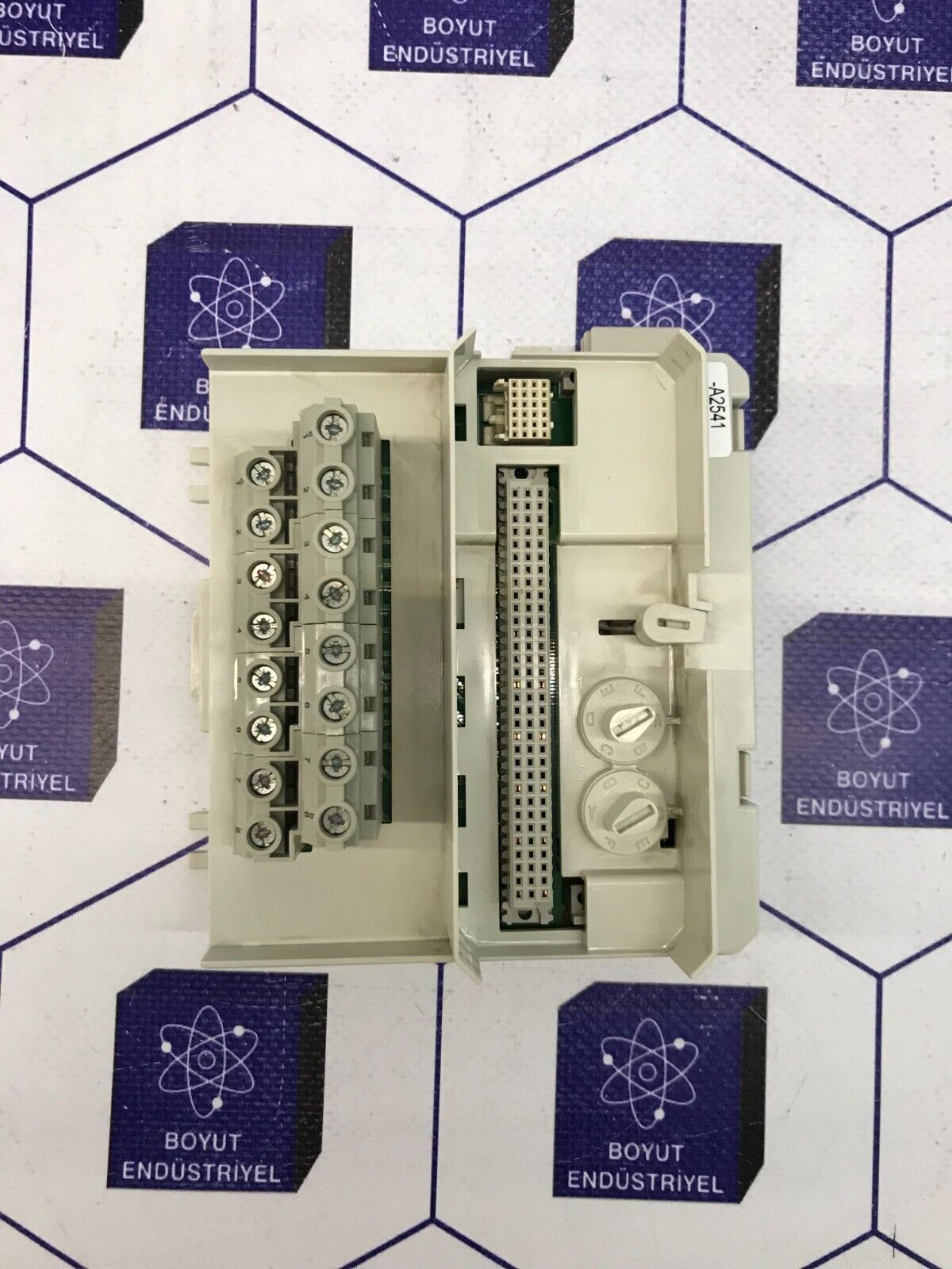 ABB 3BSE013235R1 - TU831V1