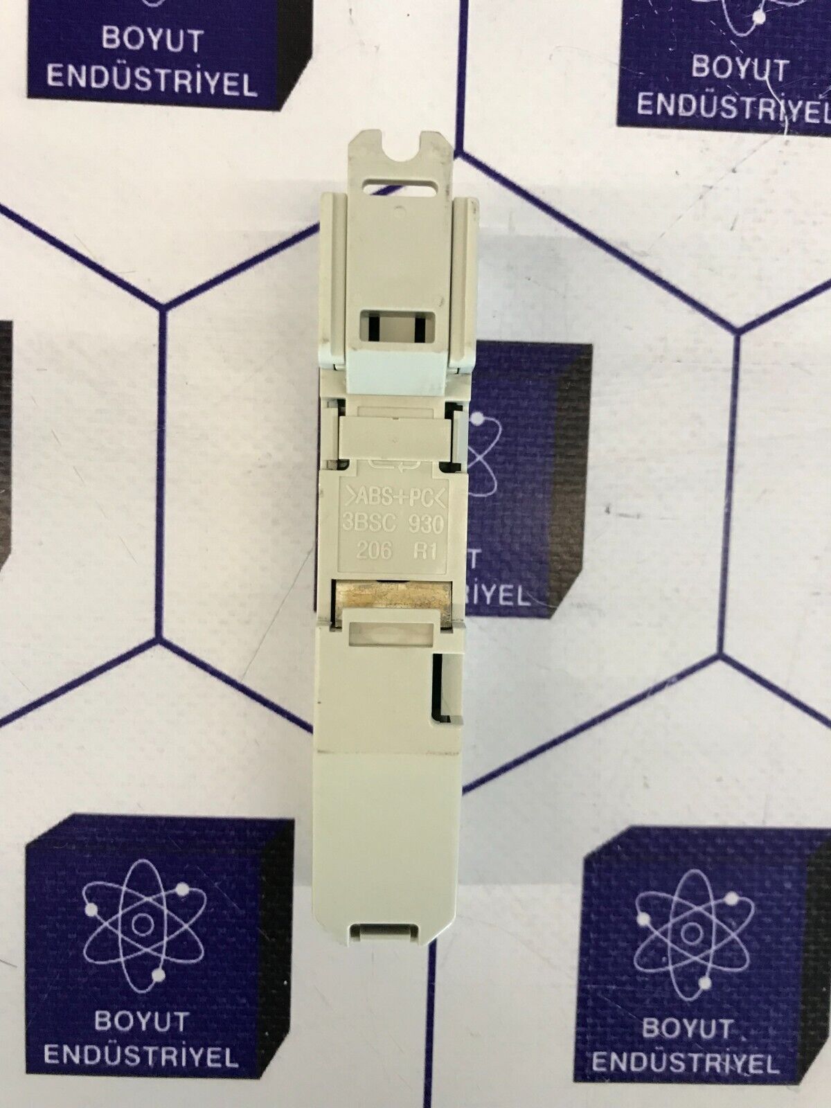 ABB -3BSE008536R1 -TB806  CABLE ADAPTER