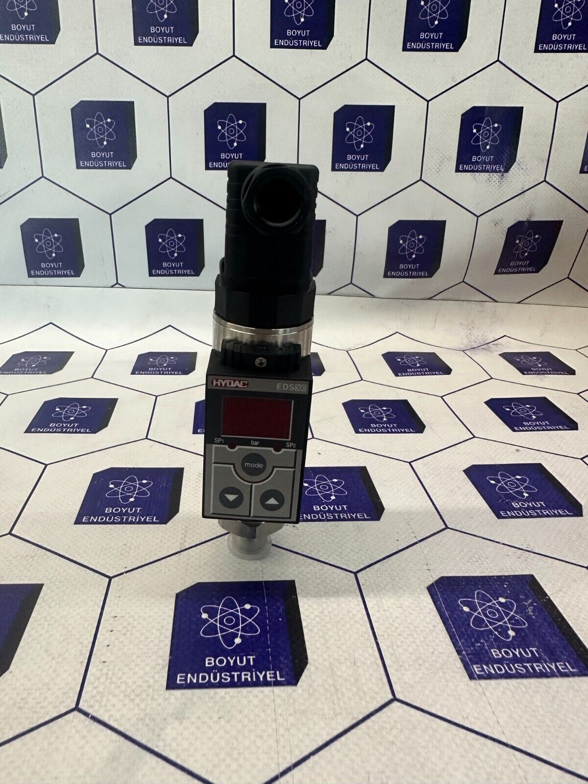 HYDAC ELECTRONIC ELECTRONIC PRESSURE SWITCH MAT NR920163 EDS345-1-040000