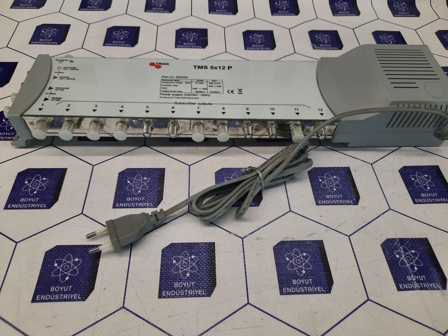 TRIAX  TMS 5X12 P 5 in 12 out Multi-switch