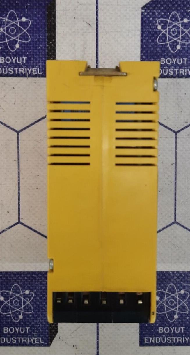 BENDER SUA 145 VOLTAGE RELAY