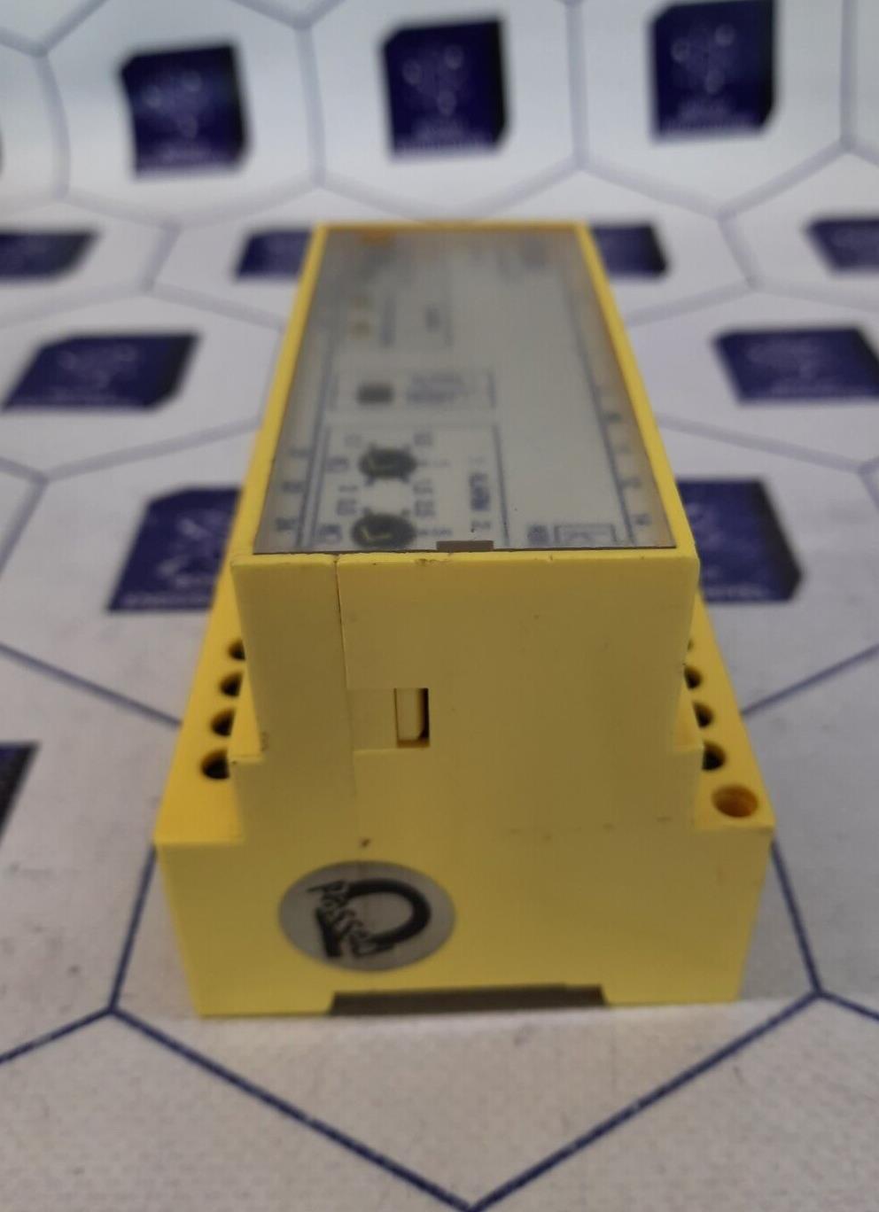 BENDER IREH470Y2-6 INSULATION MONITORING DEVICE
