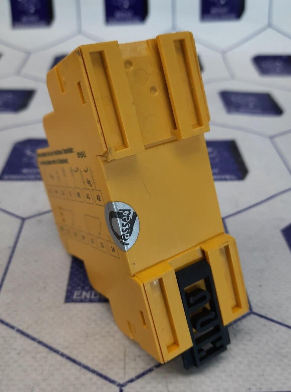 BENDER IR420-D4-1 A-ISOMETER INSULATION MONITORING DEVICE