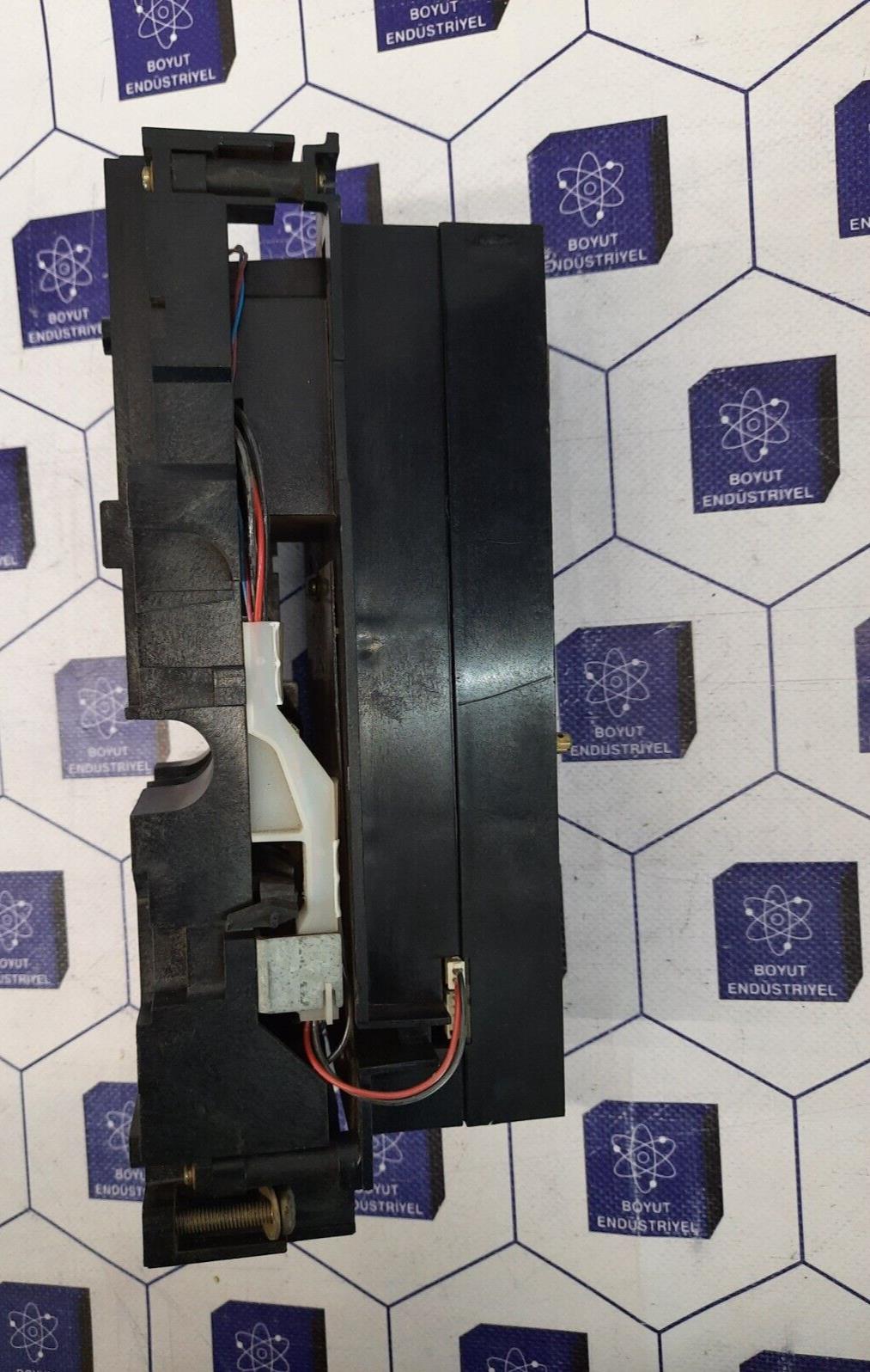 MERLIN GERIN STR 28D In=4000A ELECTRIC TRIP CONTROL CIRCUIT BREAKER 3LD0400943