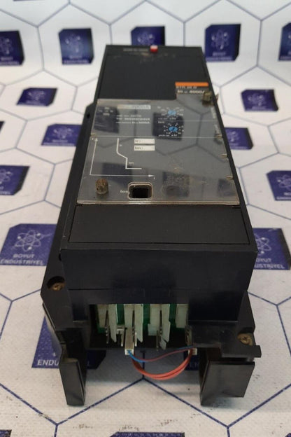 MERLIN GERIN STR 28D In=4000A ELECTRIC TRIP CONTROL CIRCUIT BREAKER 3LD0400943