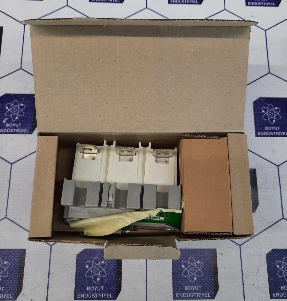 MERLIN GERIN STR22SE COMPACT NS 29070