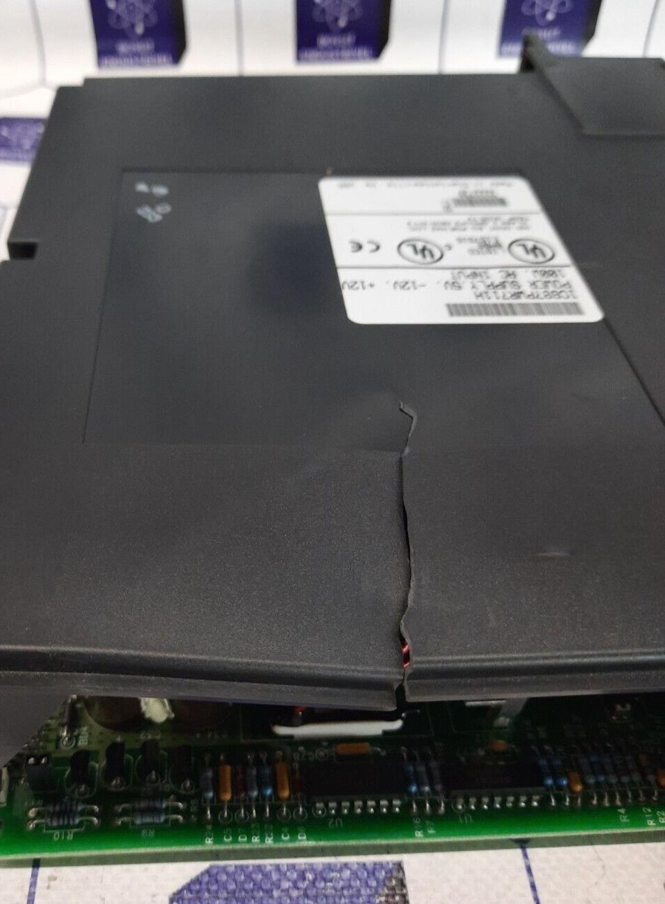 GE FANUC IC697PWR711H POWER SUPPLY 5V-12V+12V 100W AC INPUT (damaged)