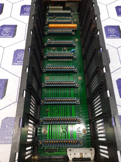 GE FANUC IC610CHS120A RACK W/HI CAP POWER SUPPLY/10 SERIESONE PROGRAMMABLE