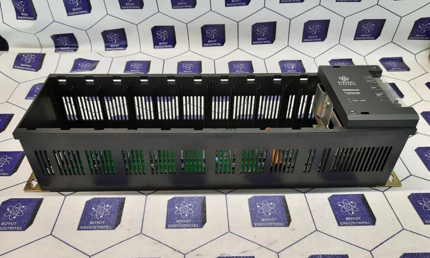 GE FANUC IC610CHS120A RACK W/HI CAP POWER SUPPLY/10 SERIESONE PROGRAMMABLE