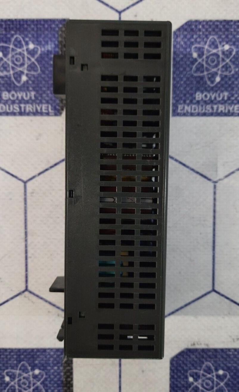 GE FANUC VERSAMAX  IC200PWR002D POWER SUPPLY EXPANDED 3.3VDC