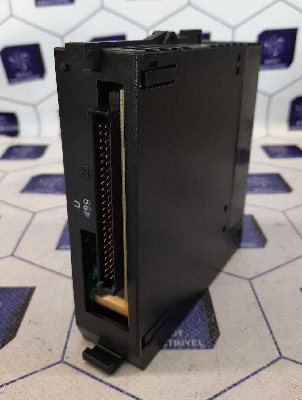 GE FANUC IC693NIU004-FB CPU WITH 240K USER MEM U/ETHERNET COMM