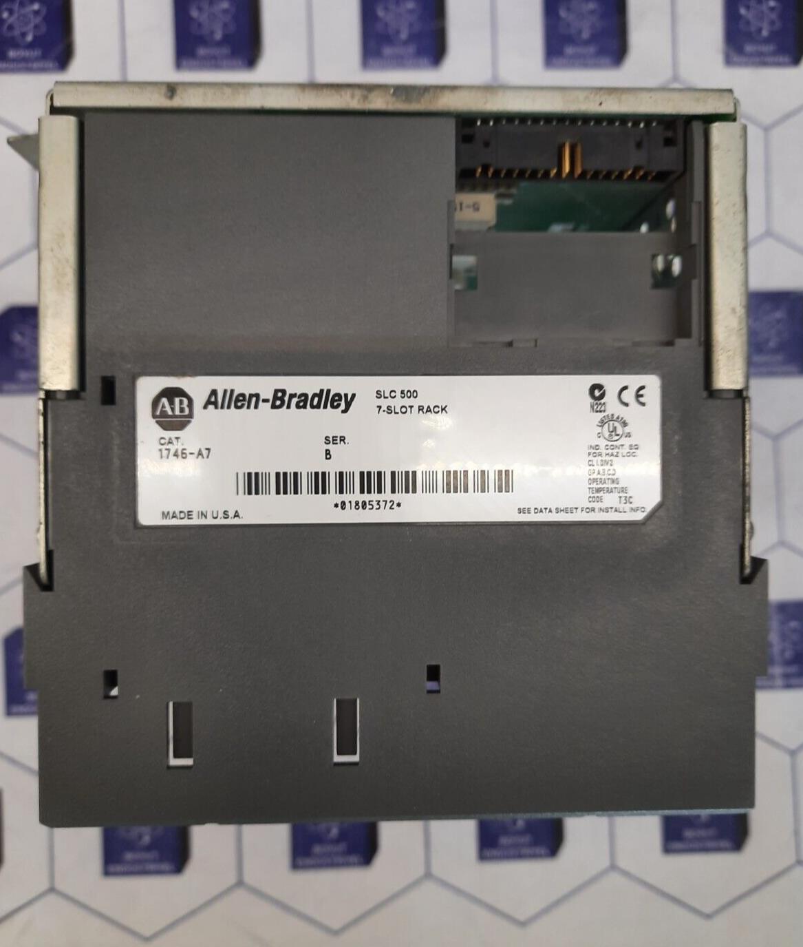 ALLEN BRADLEY 1756-A7 SLC500 7-SOLT RACK Ser.B