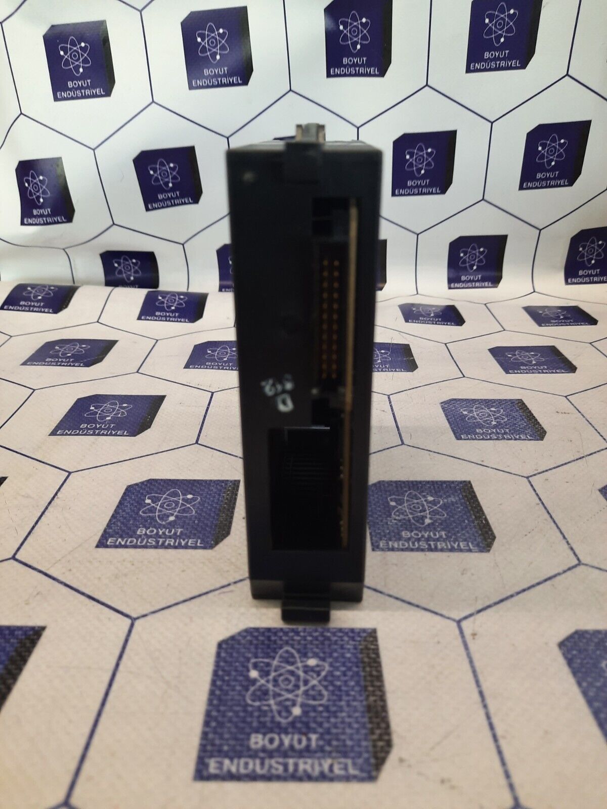 GE FANUC IC693ALG392-BE OUTPUT ANALOG CURR/VOLTAGE 8PT