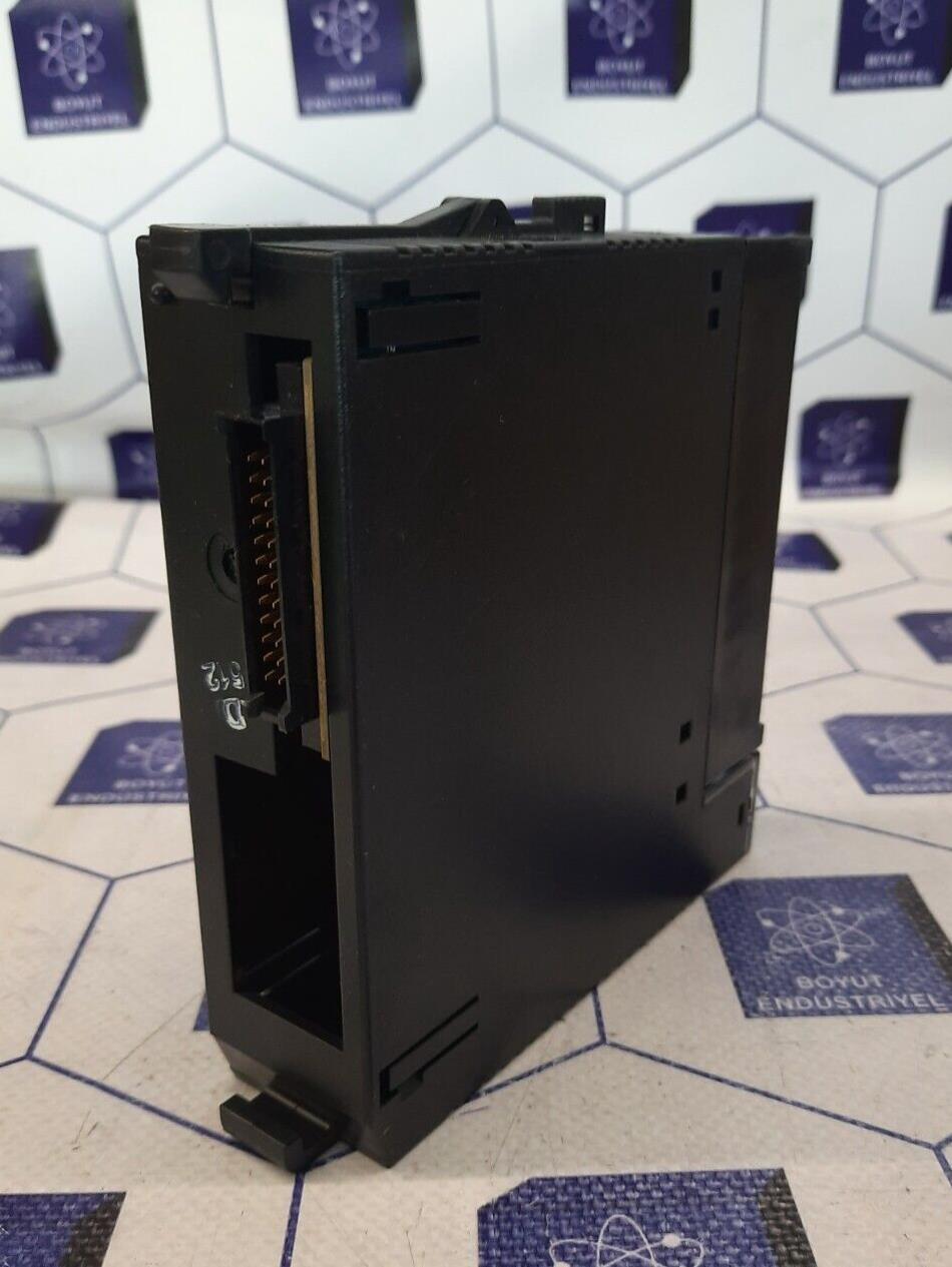 GE FANUC IC693ALG392-BE OUTPUT ANALOG CURR/VOLTAGE 8PT