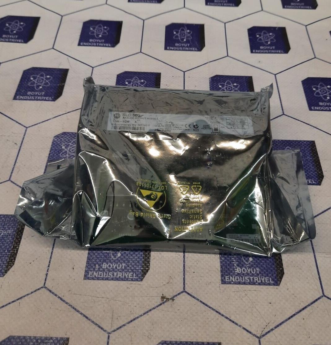 ALLEN BRADLEY  1746-NO4I SLC500 OUTPUT MODULE