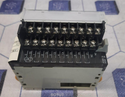 OMRON CJ1W-OC201 OutPut UNIT