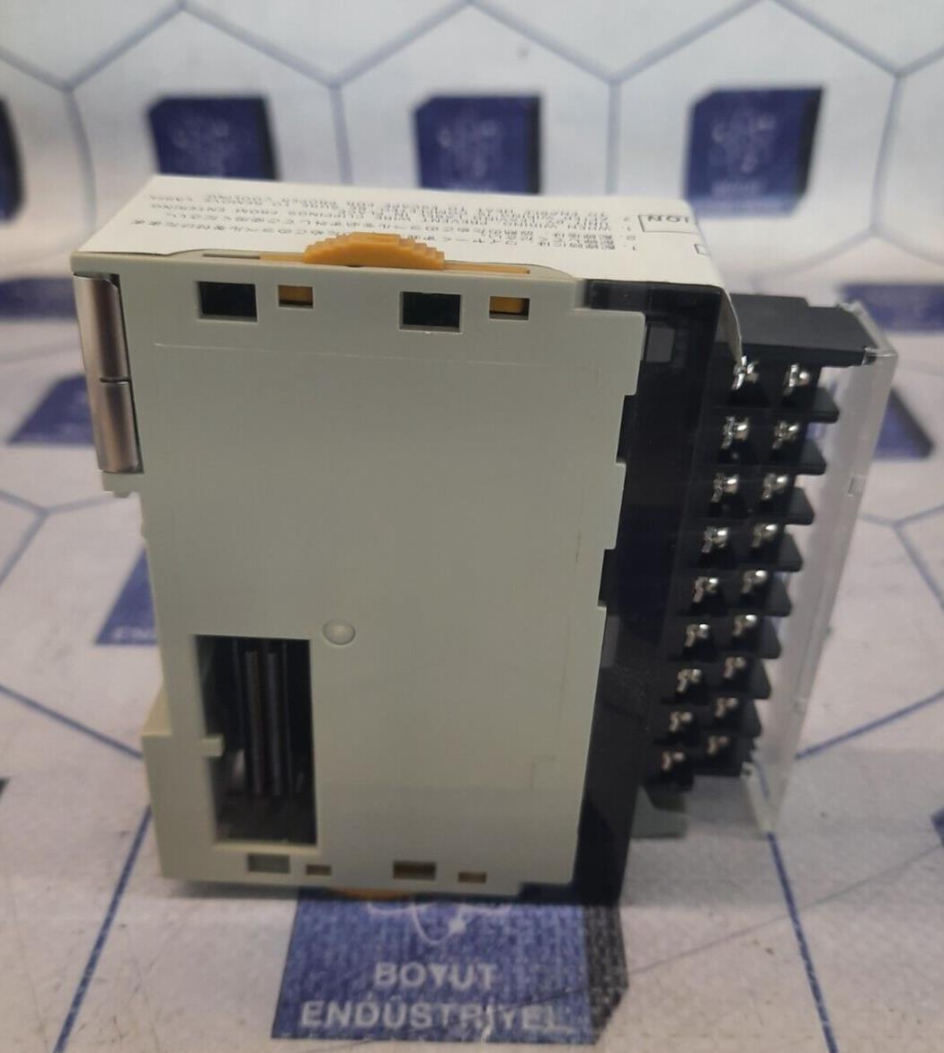 OMRON CJ1W-OC201 OutPut UNIT