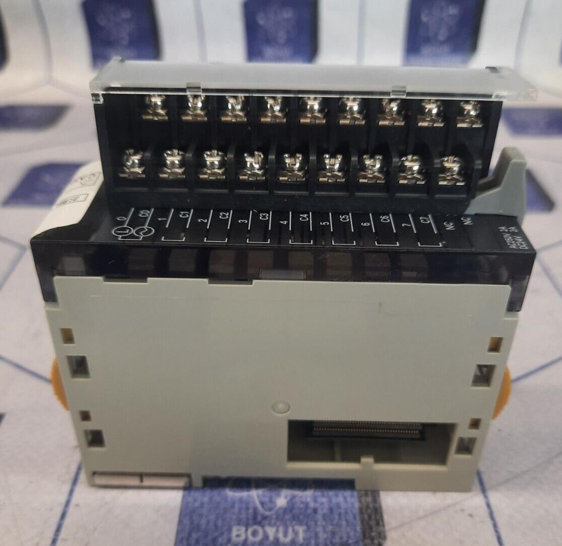 OMRON CJ1W-OC201 OutPut UNIT