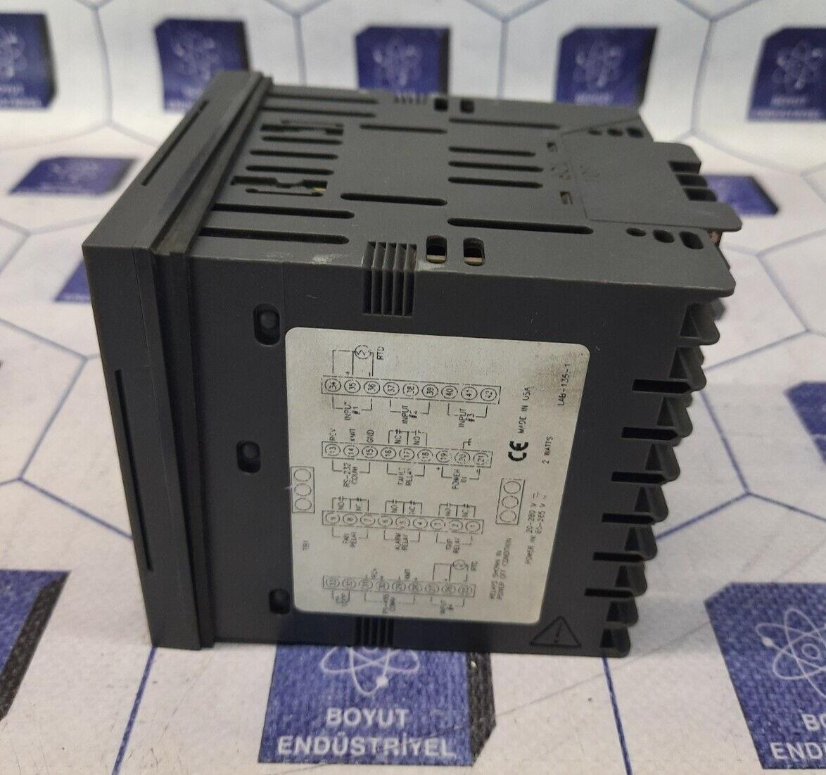 OUALITROL CORPORATION TMDS2430 / 118L-4-P-A-X TEMPERATURE MONITOR