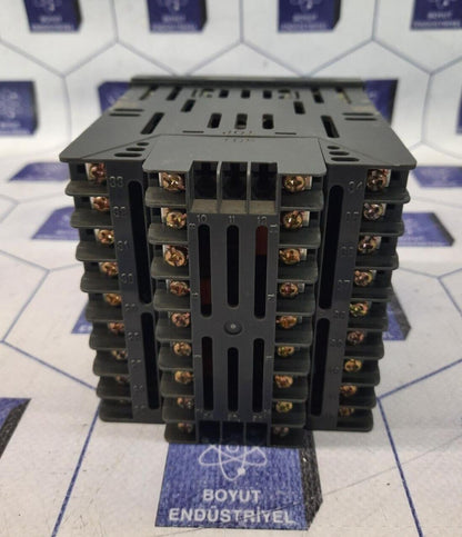 OUALITROL CORPORATION TMDS2430 / 118L-4-P-A-X TEMPERATURE MONITOR