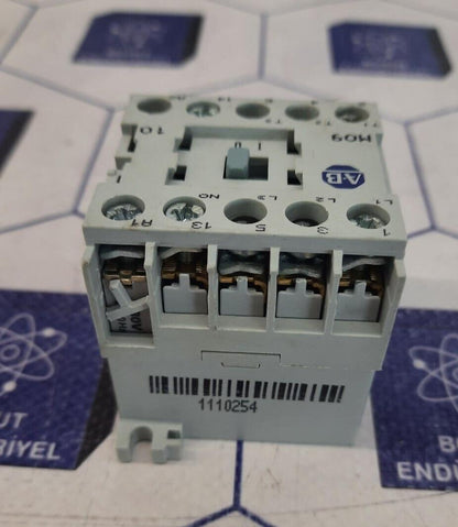 ALLEN BRADLEY 100-MO9N͙3 / M-09 CONTACTOR