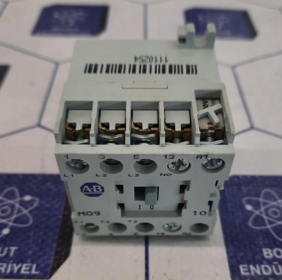 ALLEN BRADLEY 100-MO9N͙3 / M-09 CONTACTOR